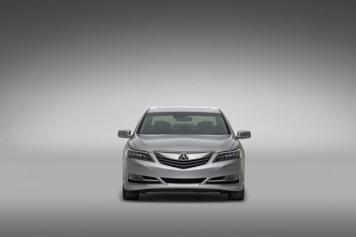2013 Acura RLX saloon photo gallery